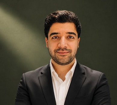 علیرضا همایونخواه